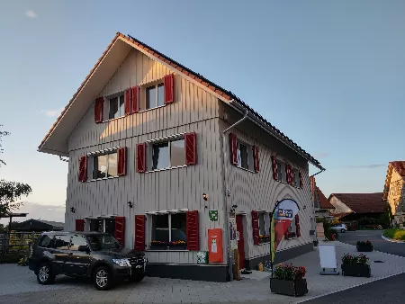 Tierarztpraxis Lüthi auf der Fohlenweide Bodensee Tierarztpraxis Lüthi auf der Fohlenweide Bodensee